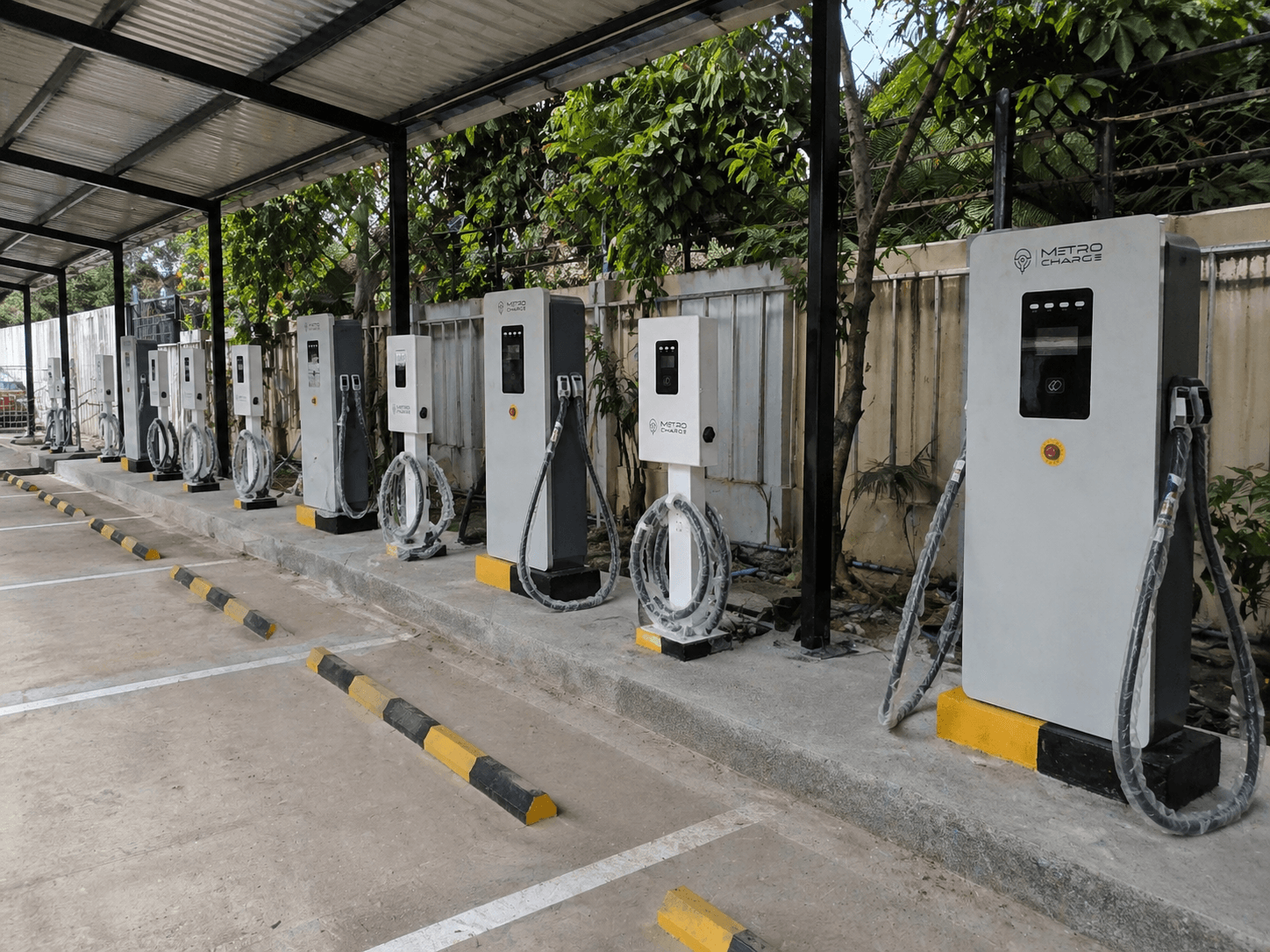 Metro Charge: Electric Vehicles (EV) Charging Infrastructure